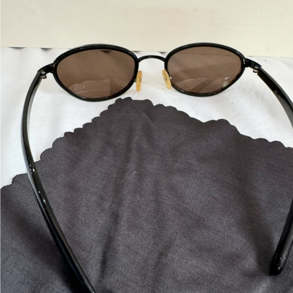 St. John Brown and Black Oval Sunglasses - Picture 3 of 4